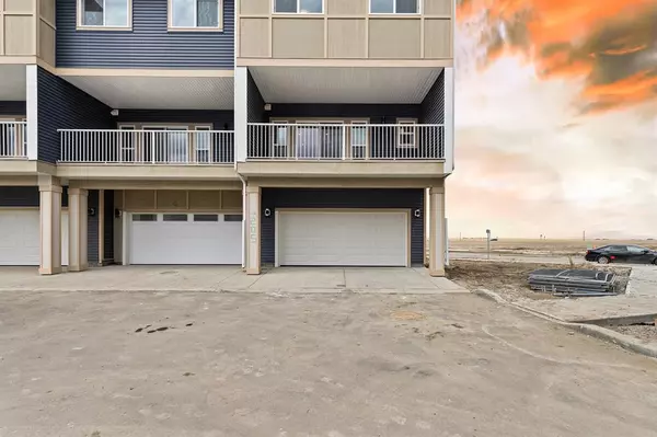 Chestermere, AB T1X2S3,33 Merganser DR W #205