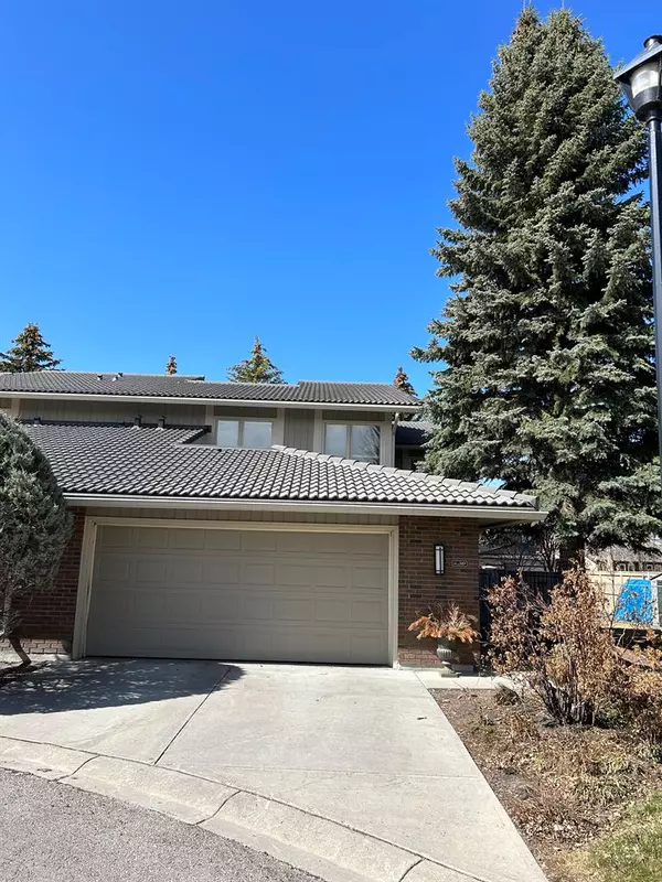 Calgary, AB T2X 1P3,20 Midpark CRES SE #210