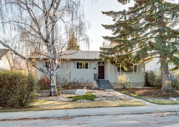 Calgary, AB T3C2R3,69 Winslow CRES SW