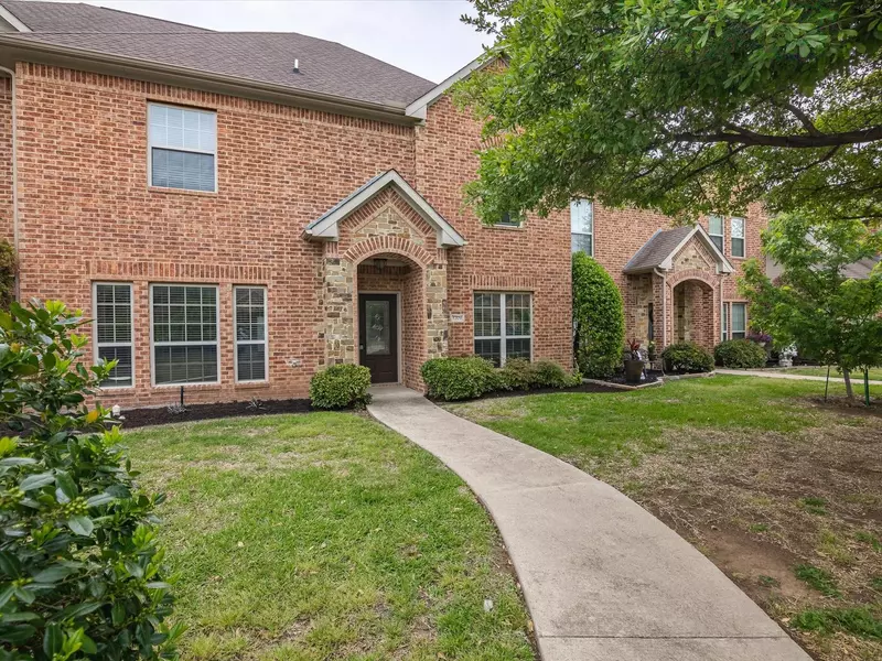 5209 Park Drive, River Oaks, TX 76114