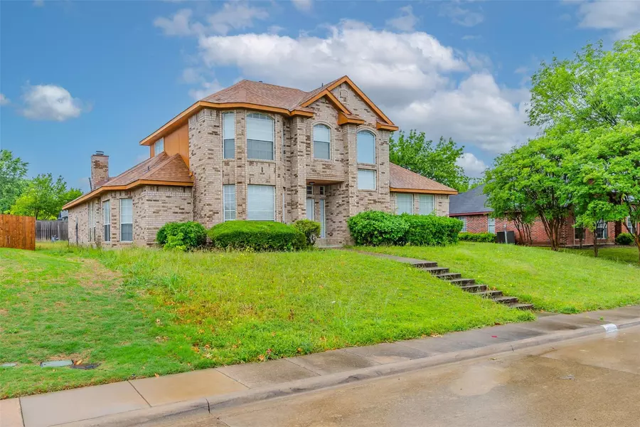 801 Kelsie, Desoto, TX 75115