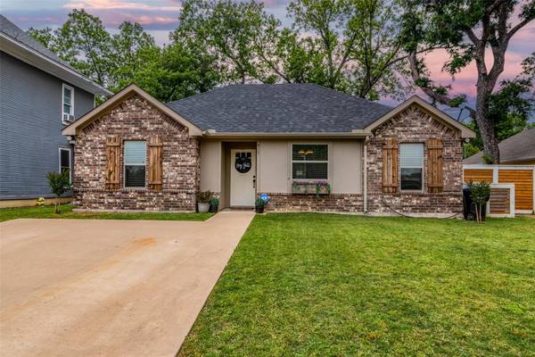 517 W Morgan Street, Denison, TX 75020