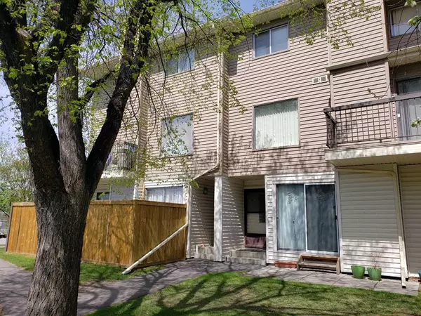 Calgary, AB T1Y 4W8,2519 38 ST NE #96