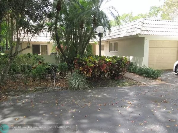 Pompano Beach, FL 33069,931 Cypress Grove Dr  #931