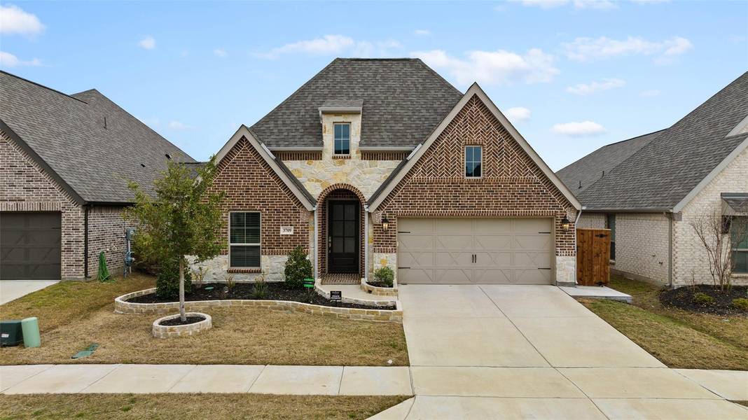 3709 Blue Stream Drive, Little Elm, TX 75068