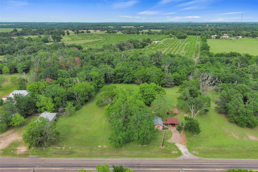 826 N Fairway Street, Fairfield, TX 75840