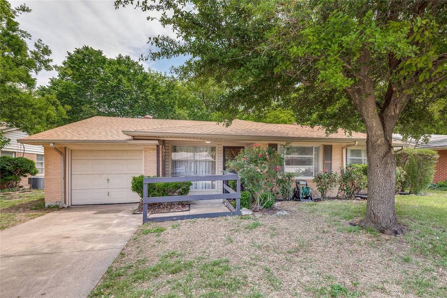 1905 Terry Drive, Grand Prairie, TX 75051