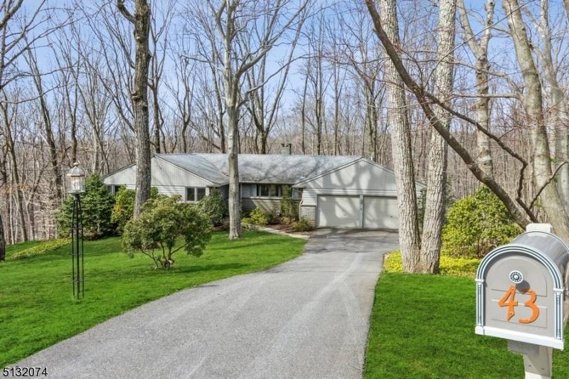 43 Oak Pl, Bernardsville Boro, NJ 07924