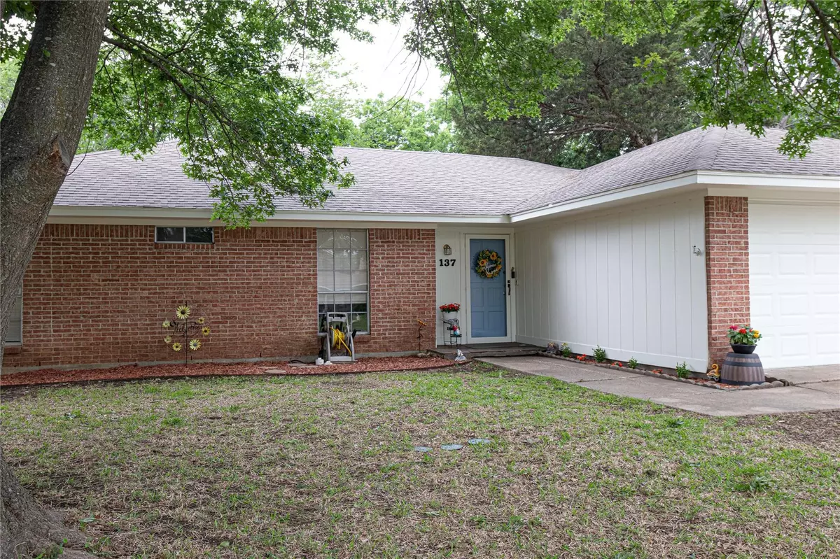 Desoto, TX 75115,137 Stardust Lane