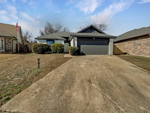 3528 Hudson Drive, Arlington, TX 76015