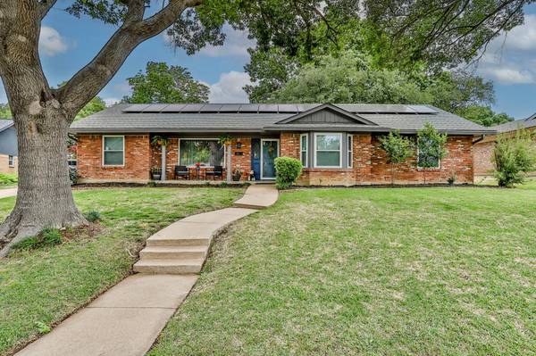 6513 Sabrosa Court E, Fort Worth, TX 76133