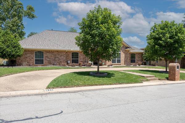 Cleburne, TX 76033,906 Hemphill Drive