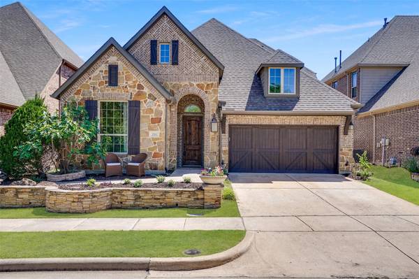 211 Woodland Pond Drive, Allen, TX 75013