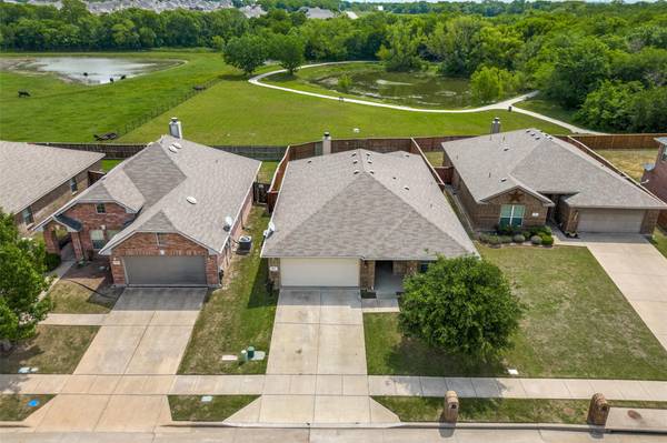 694 Lincoln Avenue, Lavon, TX 75166