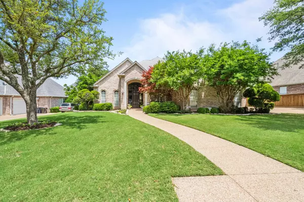 6725 Crooked  Stick Drive, Fort Worth, TX 76132