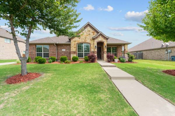 1009 Hondo Lane, Forney, TX 75126