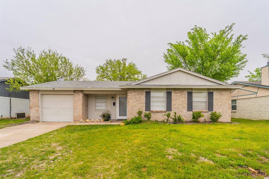 813 Ontario Drive, Garland, TX 75040