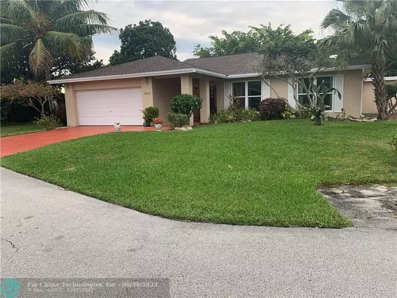 5702 Bayberry Lane, Tamarac, FL 33319