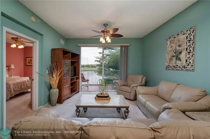 7725 Yardley Dr.  #211, Tamarac, FL 33321