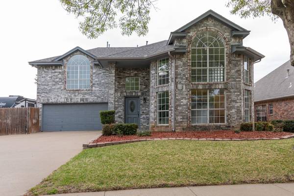 3317 Willow Creek Way, Bedford, TX 76021