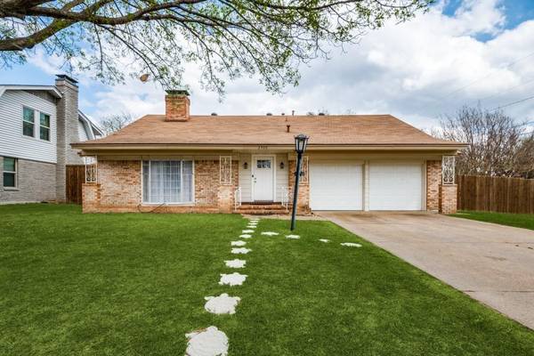 3500 Bangor Court W, Irving, TX 75062