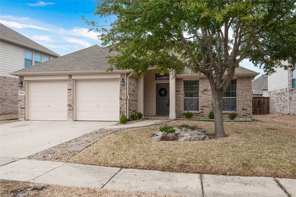 402 Sugarberry Lane, Fate, TX 75087