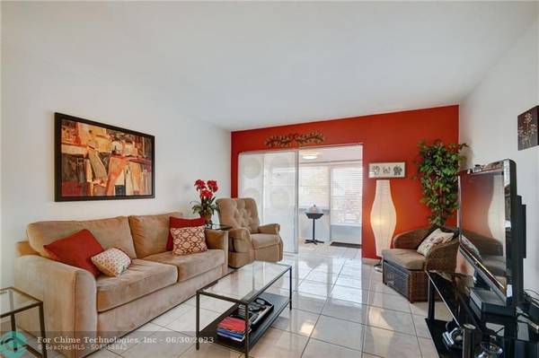 2673 Barkley Dr E #D, West Palm Beach, FL 33415