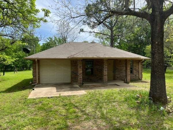 910 Pin Oak Street, Trinidad, TX 75163