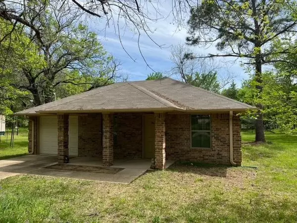 Trinidad, TX 75163,910 Pin Oak Street