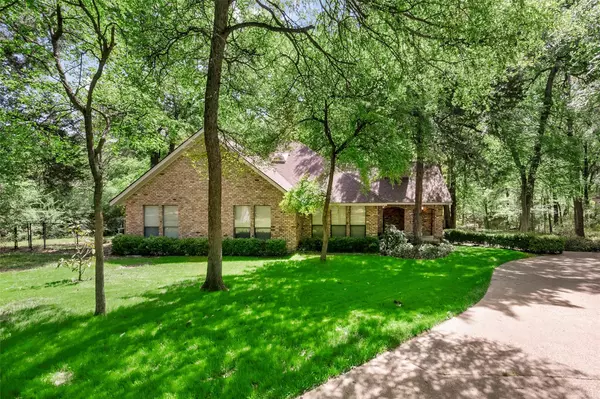 1548 N Cedar Hill Road, Cedar Hill, TX 75104