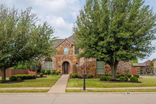 908 Gentle Wind Drive, Keller, TX 76248