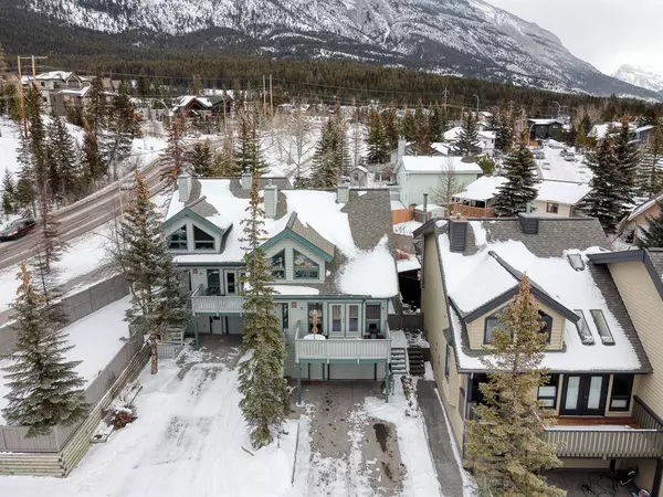 Canmore, AB T1W 1C7,1000 Cougar Creek DR #7