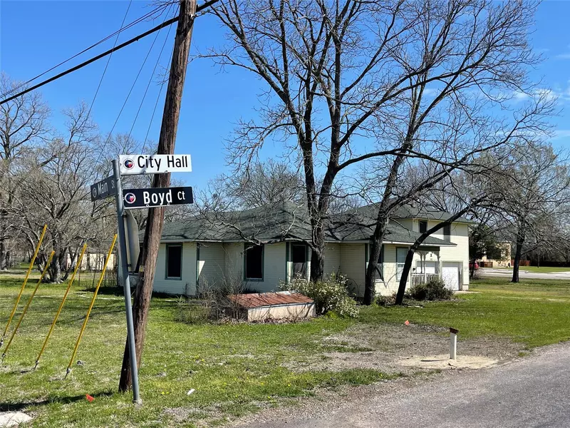 124 Main Street, Lavon, TX 75166