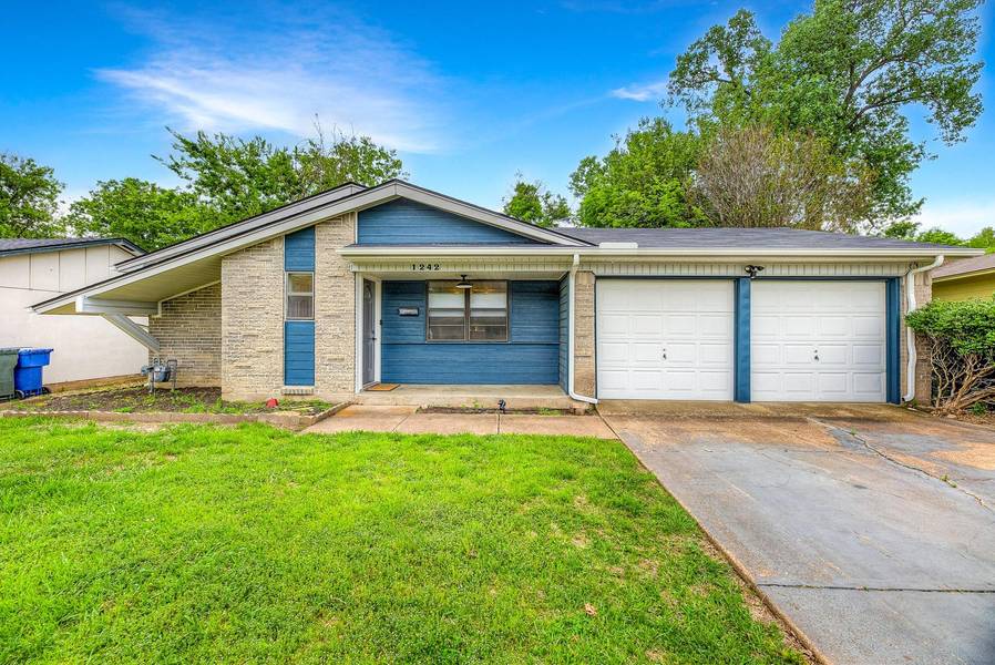 1242 Ravina Drive, Garland, TX 75041