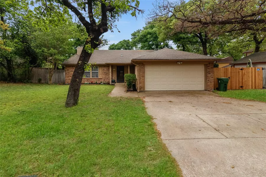 6312 Barcelona Drive, Arlington, TX 76016