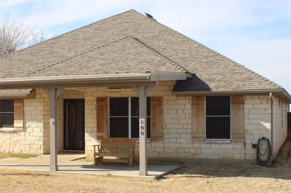 Granbury, TX 76048,600 Parker Lane