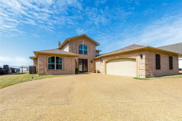 309 Harbor Landing Drive, Rockwall, TX 75032