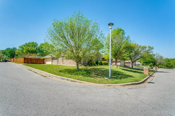 Weatherford, TX 76086,110 King Arthur Court