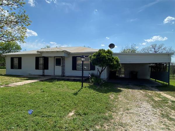 914 N Kirk Street, Hico, TX 76457