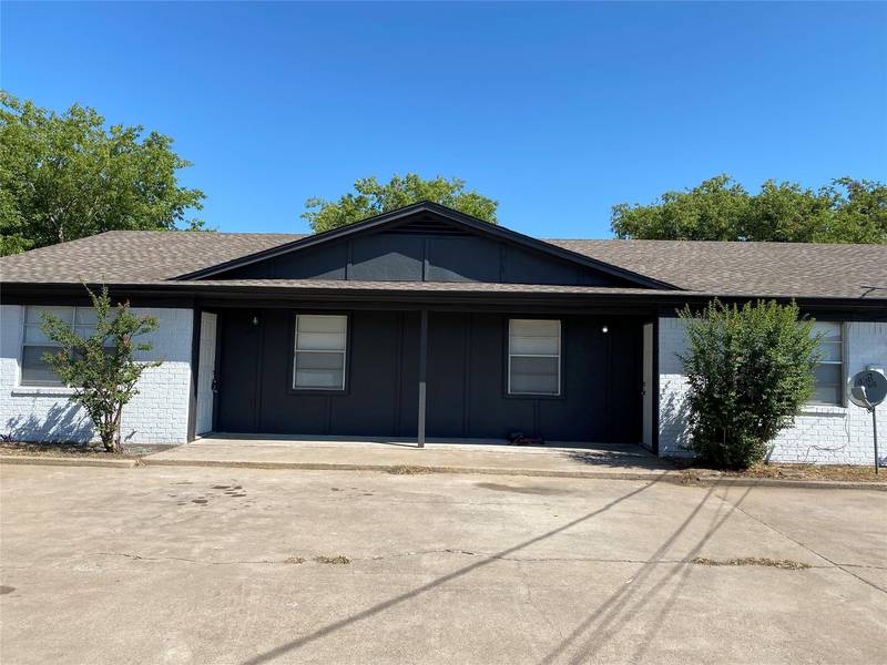 1302 Berry Drive #A-D, Cleburne, TX 76033