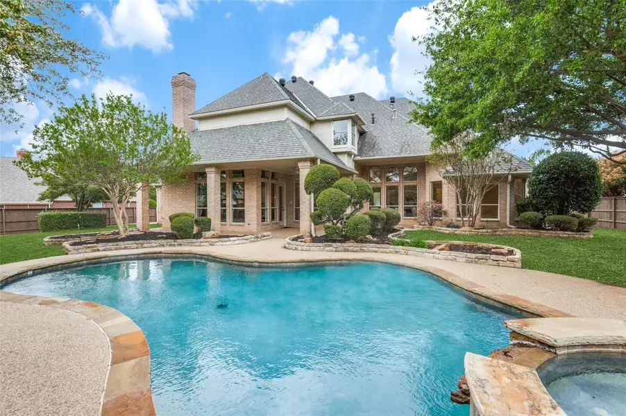 170 Creekway Bend, Southlake, TX 76092