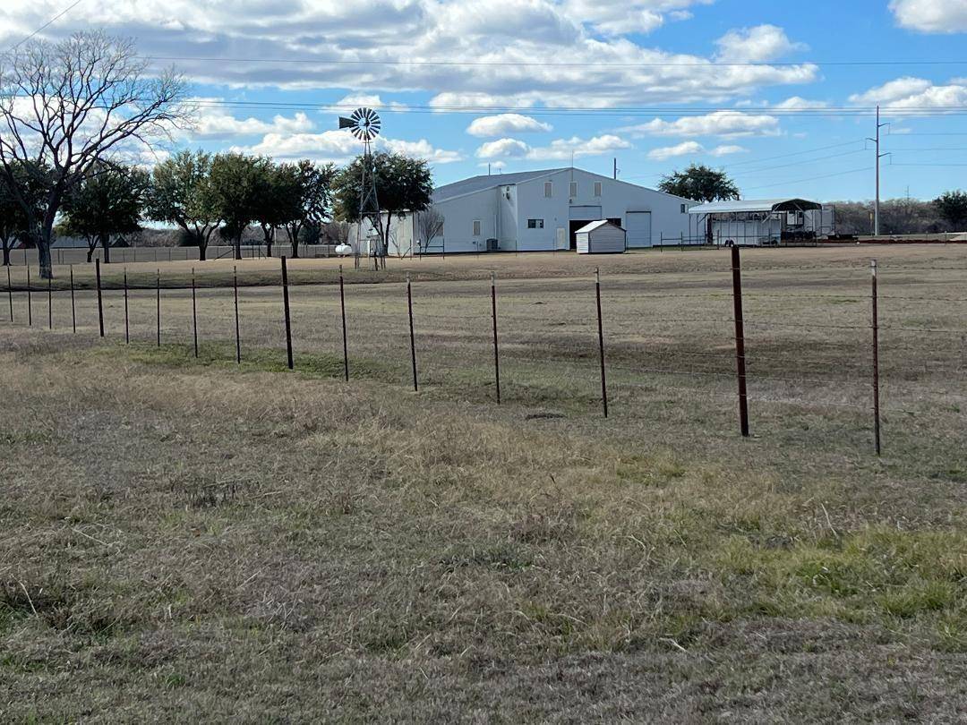139 Hcr 2117,  Whitney,  TX 76692