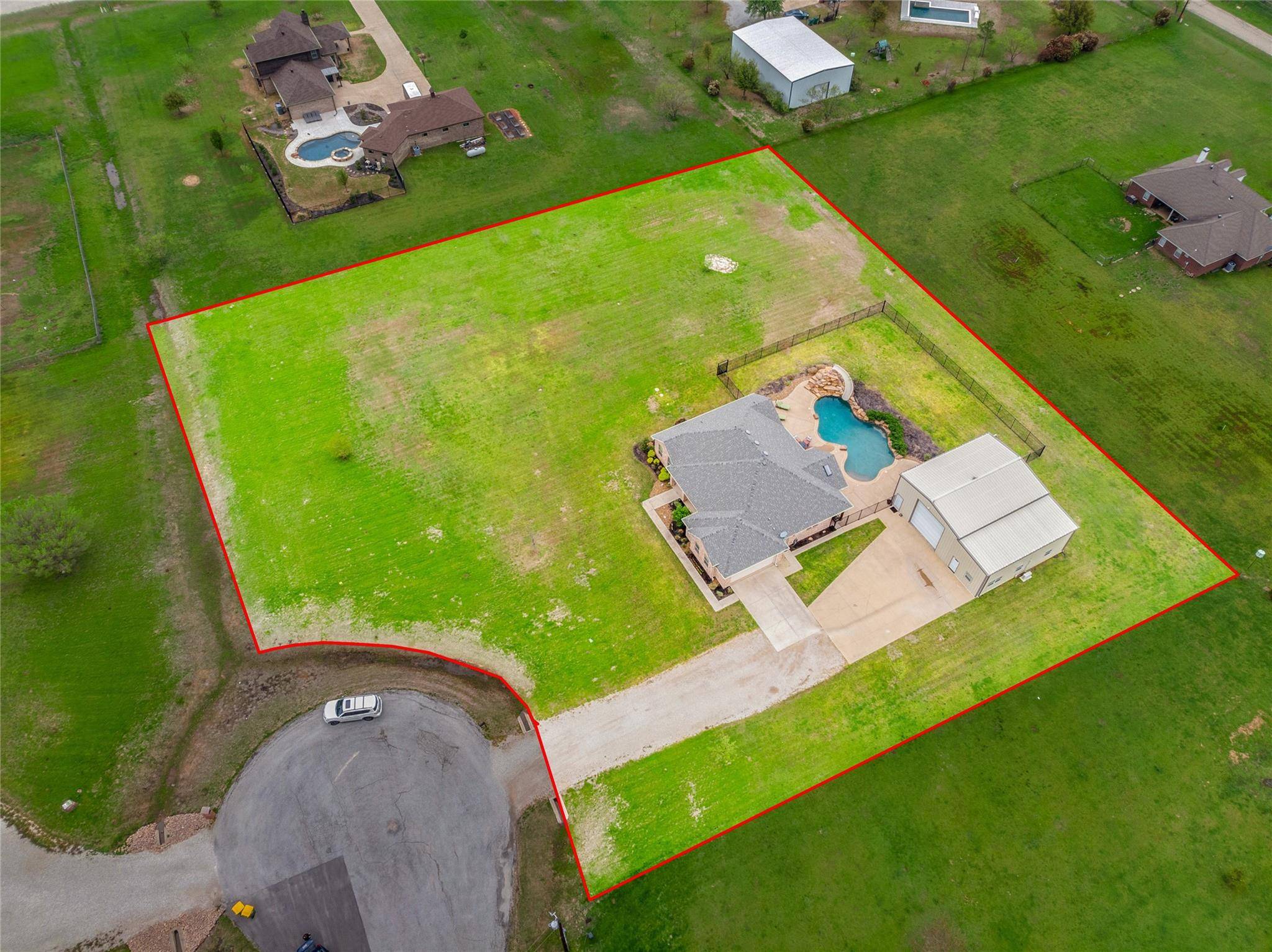 2330 Autumn Breeze Drive, Sanger, TX 76266
