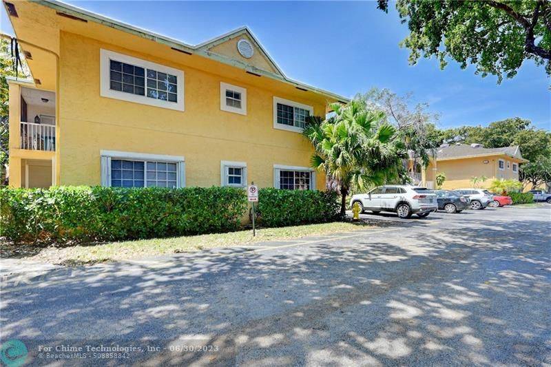 Dania Beach, FL 33004,441 SE 10th St  #102D