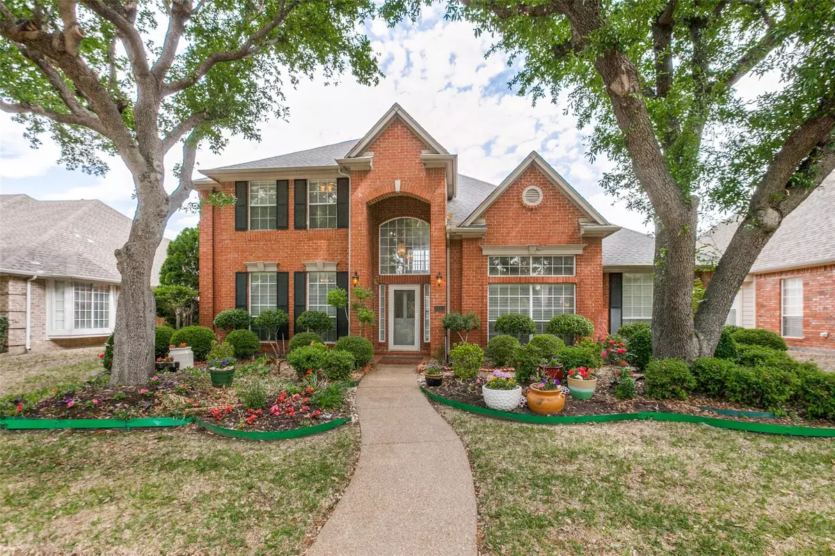 Plano, TX 75093,6113 Brookhollow Drive