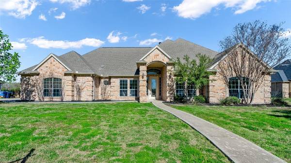 215 Augusta Court, Aledo, TX 76008