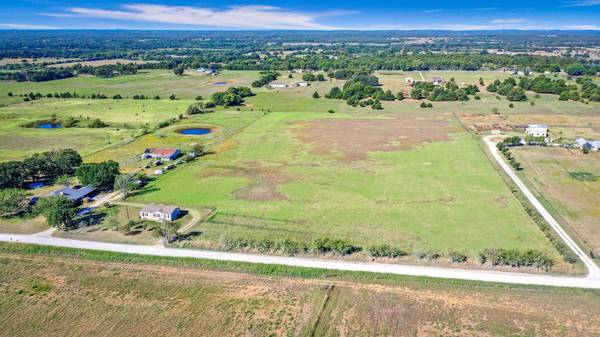 6ac County Road 245, Collinsville, TX 76233