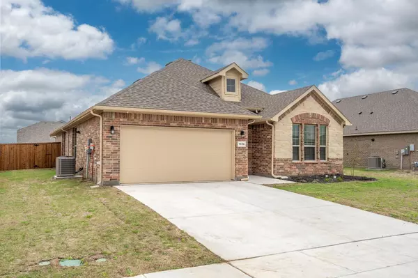 1536 Reed Drive, Krum, TX 76249