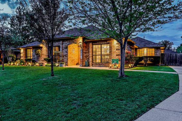 North Richland Hills, TX 76180,6621 Pleasant Ridge Drive