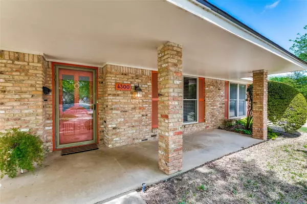 Benbrook, TX 76116,4300 Springbranch Drive